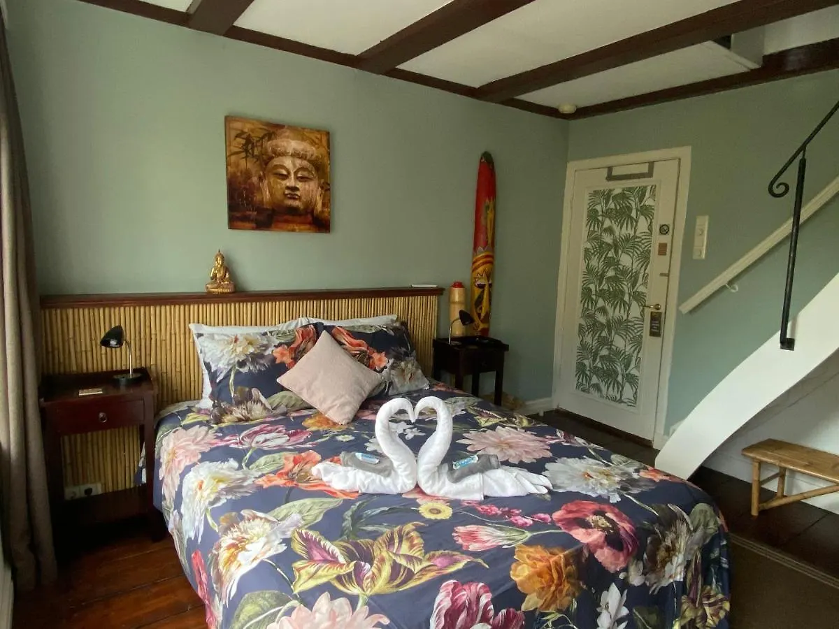 Bed and Breakfast Amsterdam Barangay
