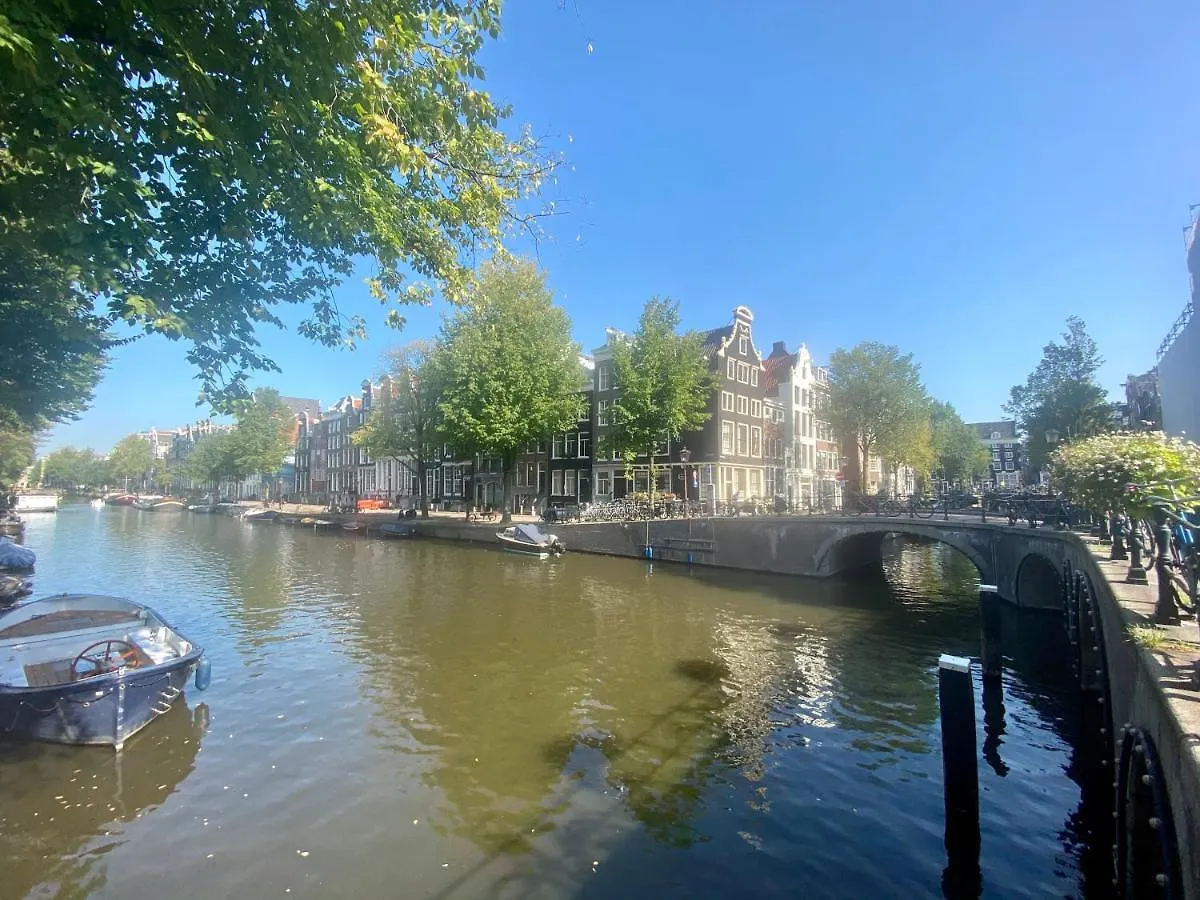 Amsterdam Barangay Bed & Breakfast Netherlands