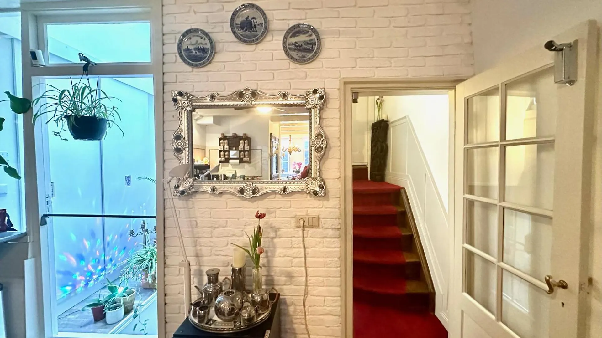 Amsterdam Barangay Bed and Breakfast