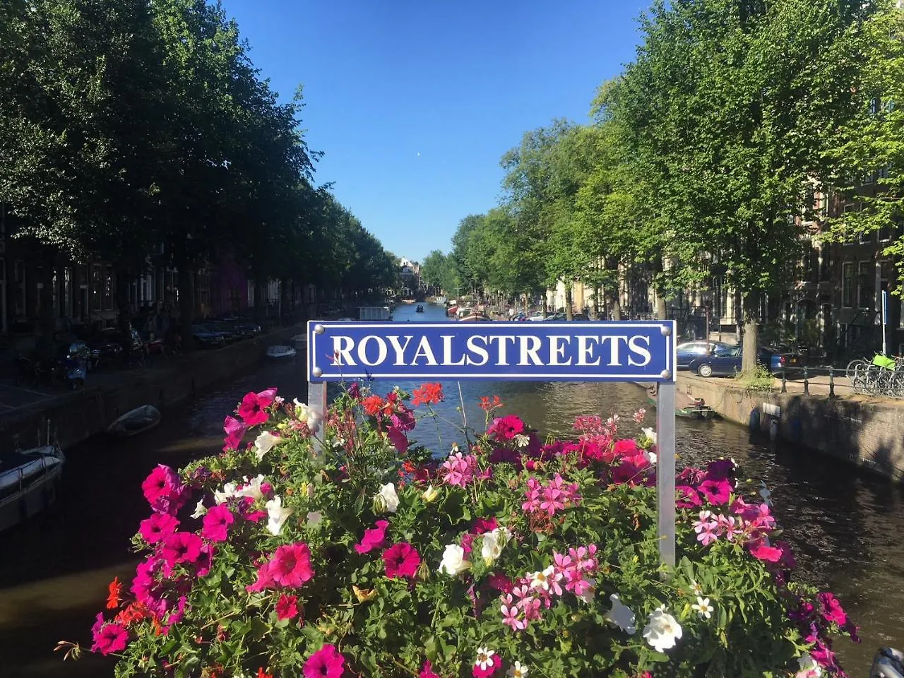 Amsterdam Barangay Bed and Breakfast